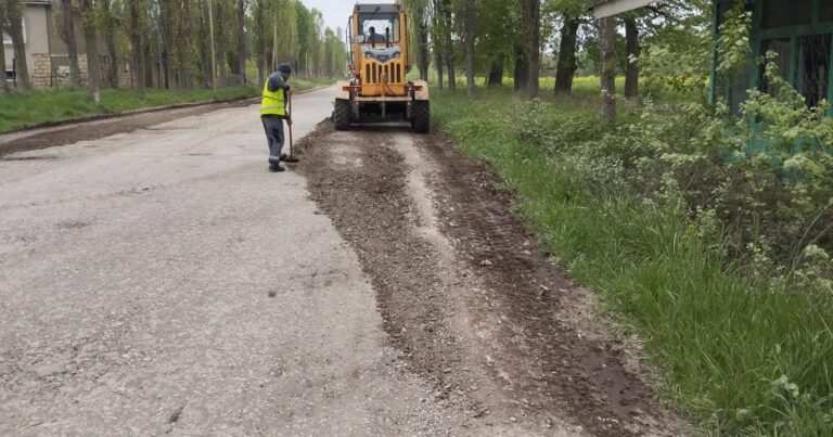 Xaçmazın Köhnə Xaçmaz kənd bələdiyyəsi tərəfindən kəndlərdə yol infrastrukturu yenilənir – FOTOLAR