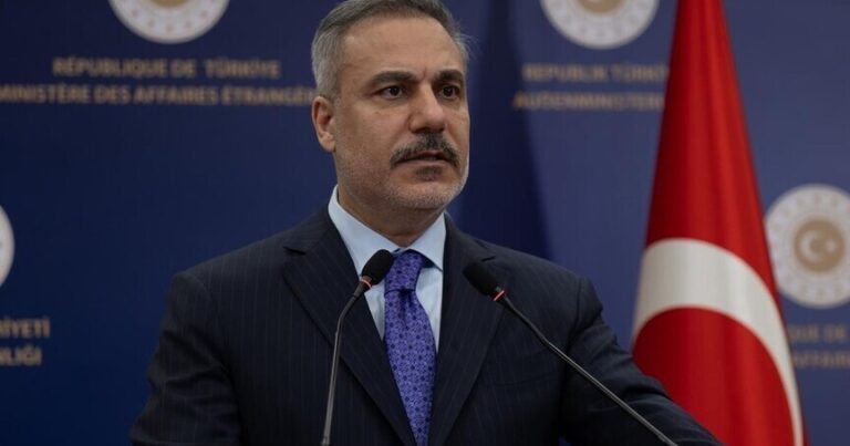 Fidan Əbülati ilə İran-ABŞ danışıqlarını müzakirə etdi