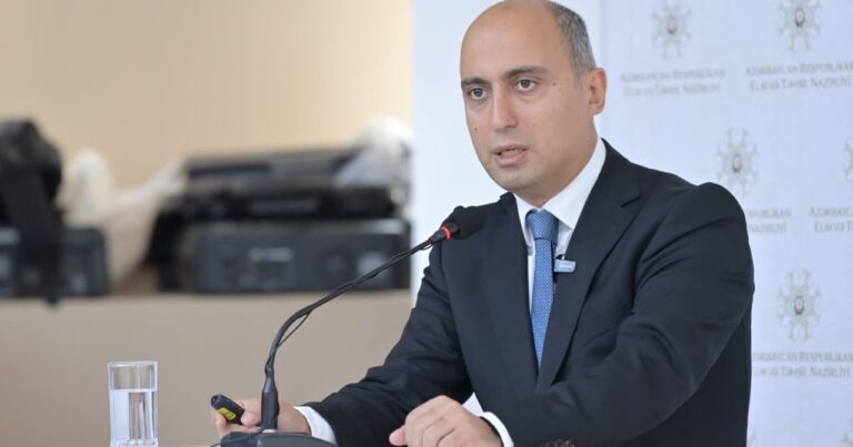 Pulsuz təhsil dünyanın heç yerində yoxdur – Emin Əmrullayev