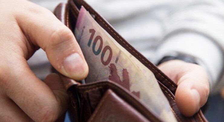 Azərbaycan əhalisinin gəlirləri 10 %-dən çox artıb