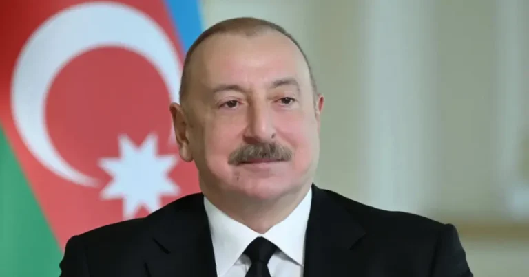 İlham Əliyev Sloveniya Prezidentini təbrik edib