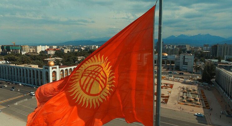 Qırğızıstan yanacaq ixracına tam qadağa qoydu