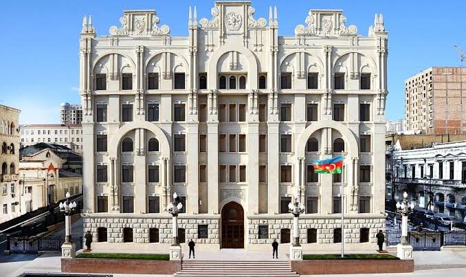 DİN-dən çağırış: Kartı məlumatlarınızı heç kimlə paylaşmayın