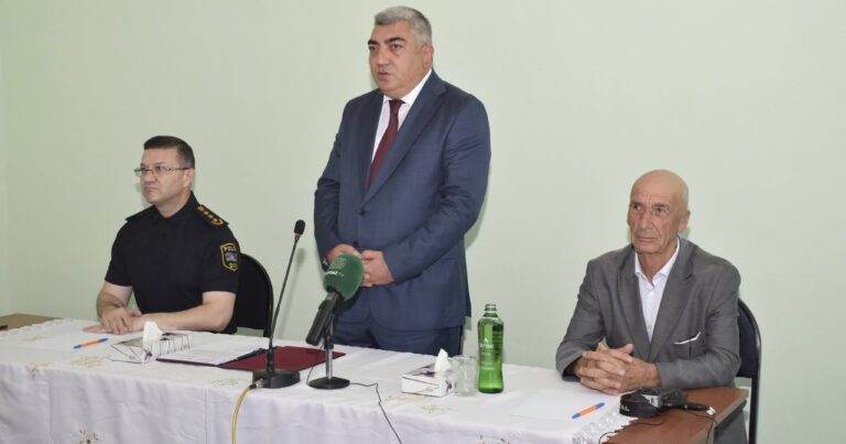 İlqar Mahmudov Barlı qəsəbəsində səyyar vətəndaş qəbulu keçirib – FOTOLAR