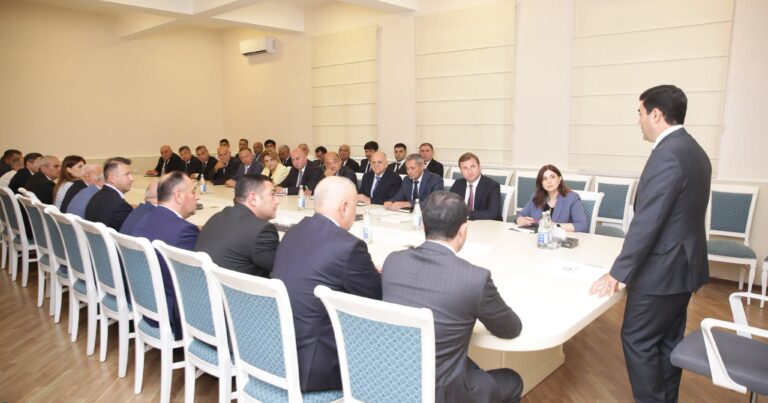 Xaçmaz Rayon İcra Hakimiyyətində vətəndaş müraciətlərinin həlli ilə bağlı iclas keçirilib – FOTOLAR