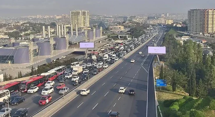 Bu yollarda sıxlıq var – SİYAHI