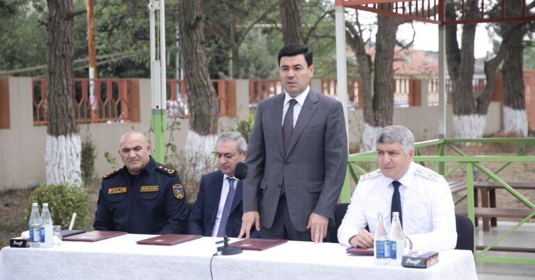 Elnur Rzayev İstisu qəsəbəsində sakinlərlə səyyar qəbul keçirib – FOTOLAR