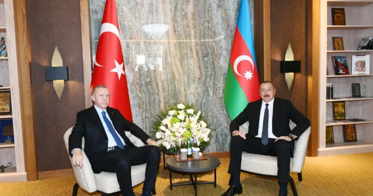 Ərdoğan İlham Əliyevə zəng etdi