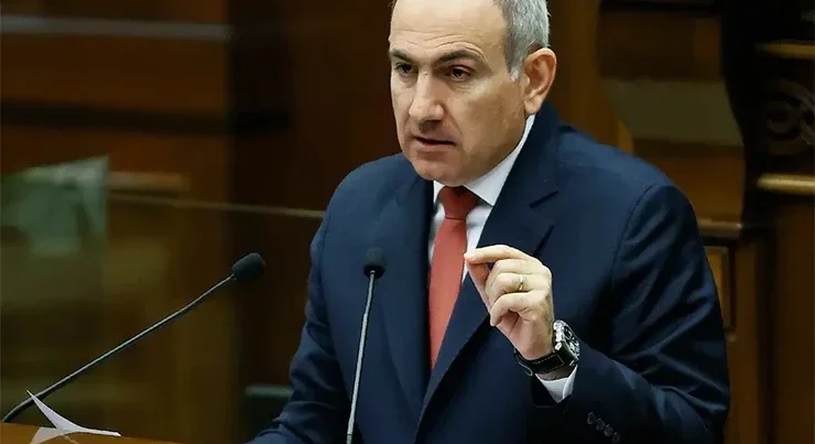 Baş nazir olduğum günü lənətlədiyim günlər olub – Paşinyan