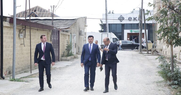 Elnur Rzayev asfaltlanma işləri ilə tanış olub – FOTOLAR