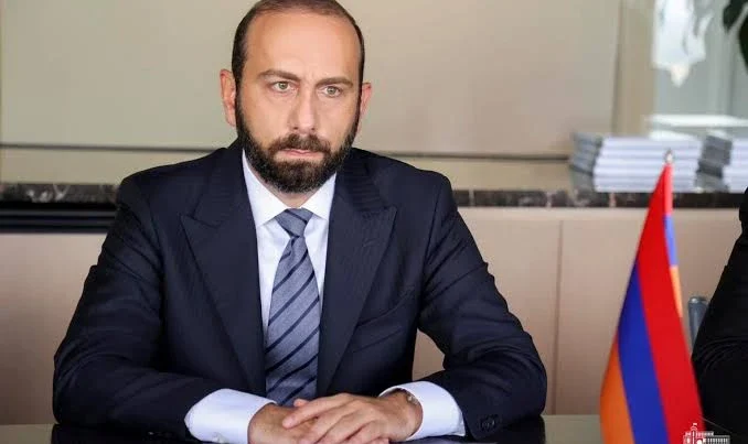 Mirzoyan Azərbaycanın şərtindən danışdı