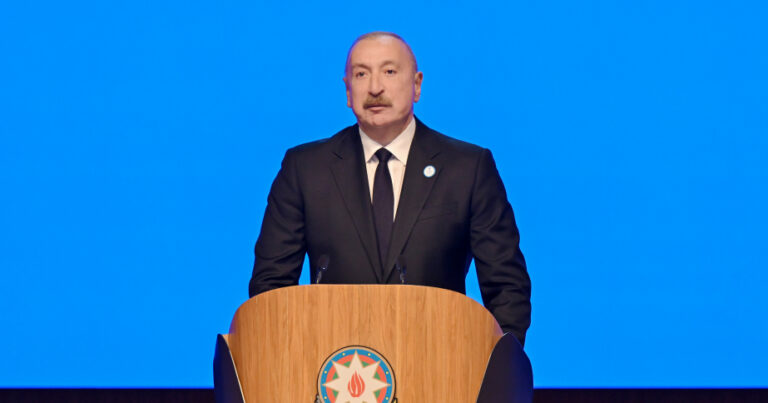 Prezident: Əsas vəzifələrdən biri hərbi gücümüzün artırılmasıdır